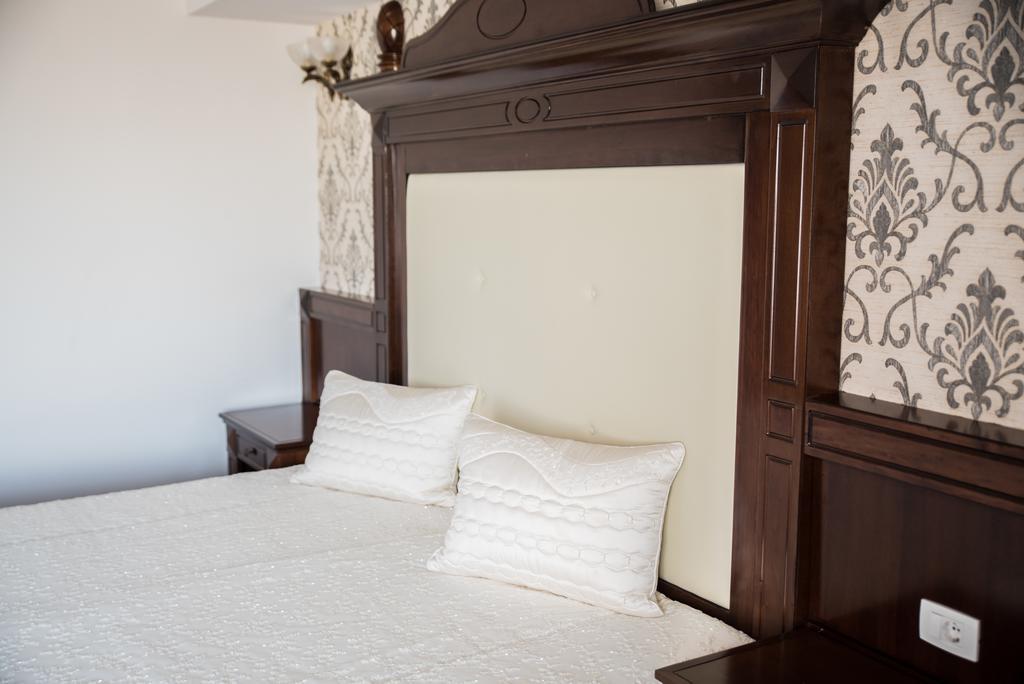 Hotel Giuliano Bragadiru 외부 사진