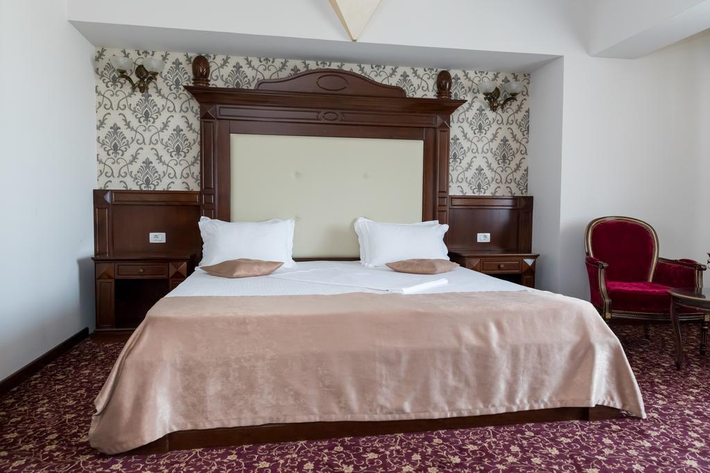Hotel Giuliano Bragadiru 외부 사진